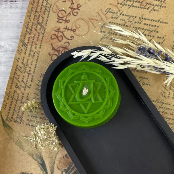 Свеча восковая чакральная Анахата Зеленый (1056)