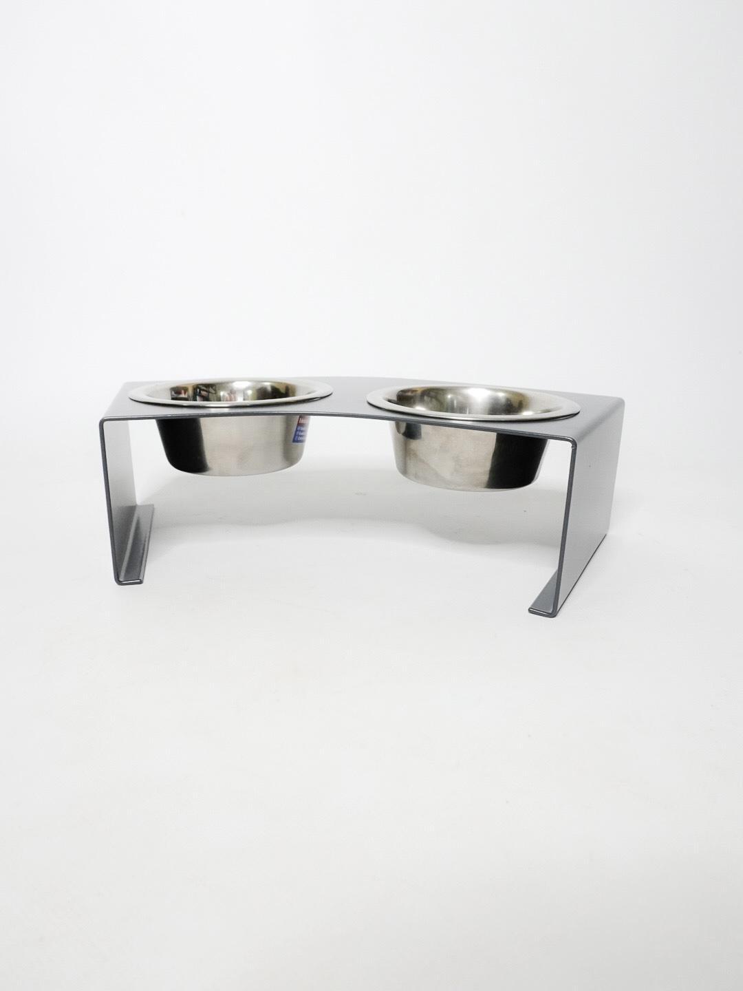 Кормушка Pet table подставка для собак средних пород на 2 миски металл 150 мм 0,75 л Графитовый (24436808) - фото 4 Кормушка Pet table подставка для собак средних пород на 2 миски металл 150 мм 0,75 л Графитовый (24436808) - фото 4