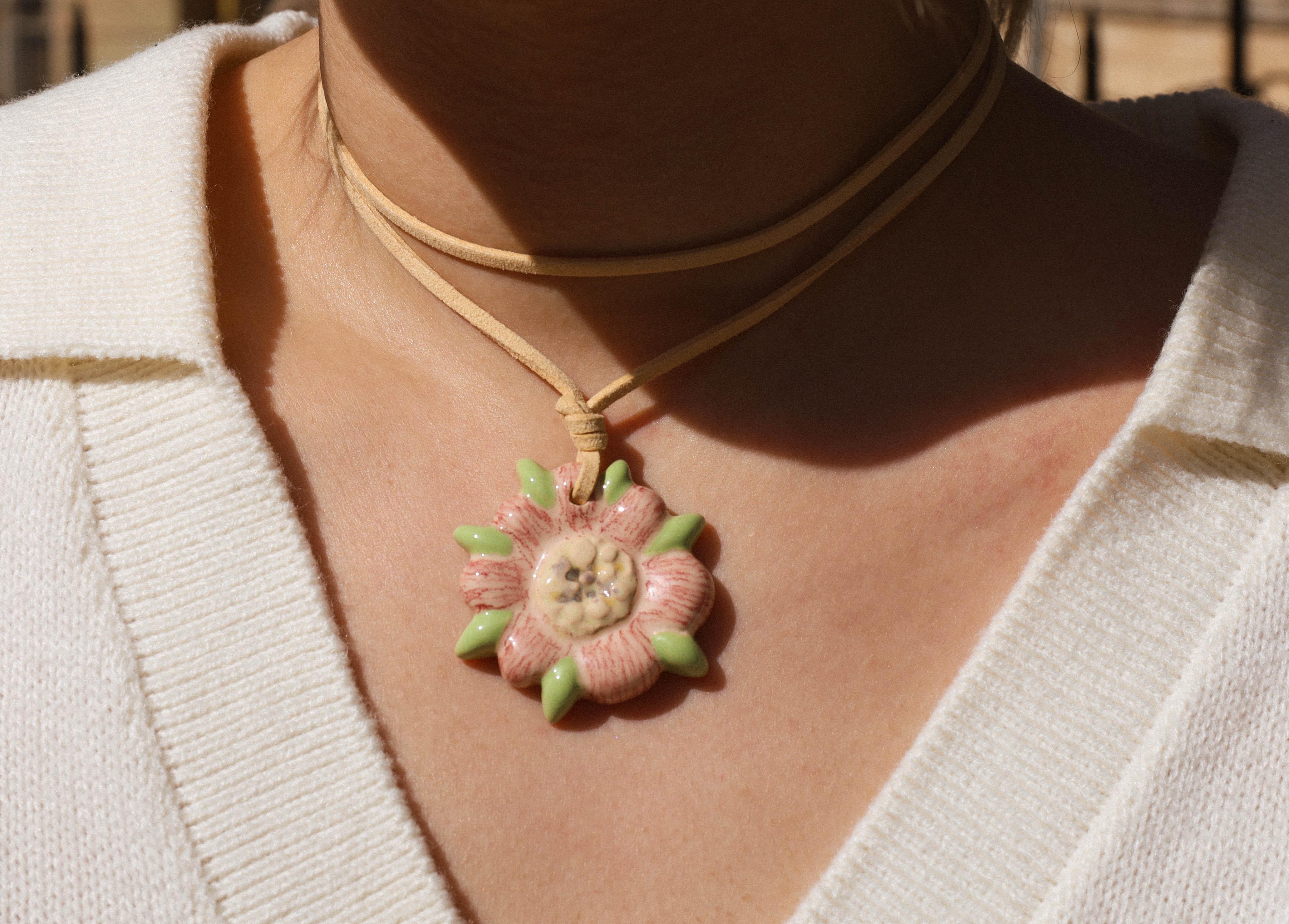 Підвіска на шию Стокротка