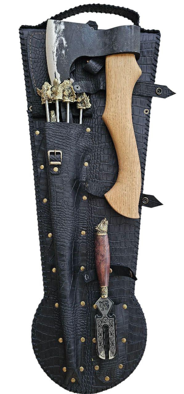 Набор шампуров в колчане с топором ножом мангалом и посудой (187-2019) - фото 6 Набор шампуров в колчане с топором ножом мангалом и посудой (187-2019) - фото 6