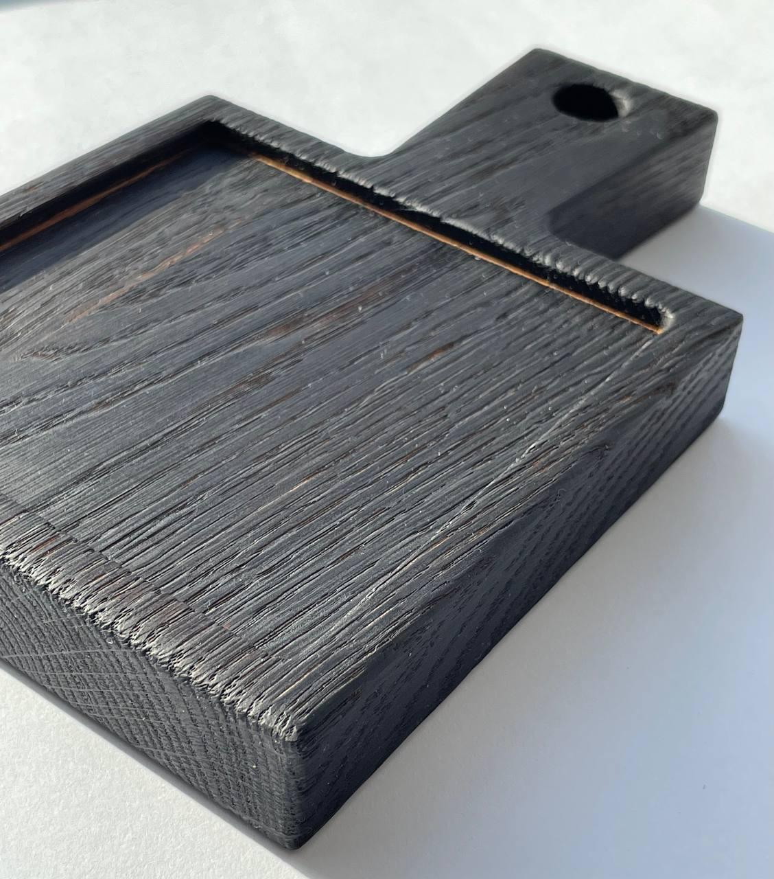 Доска обпаленая деревяная с ручкой для подачи блюд 13х20 см (9230032) - фото 4