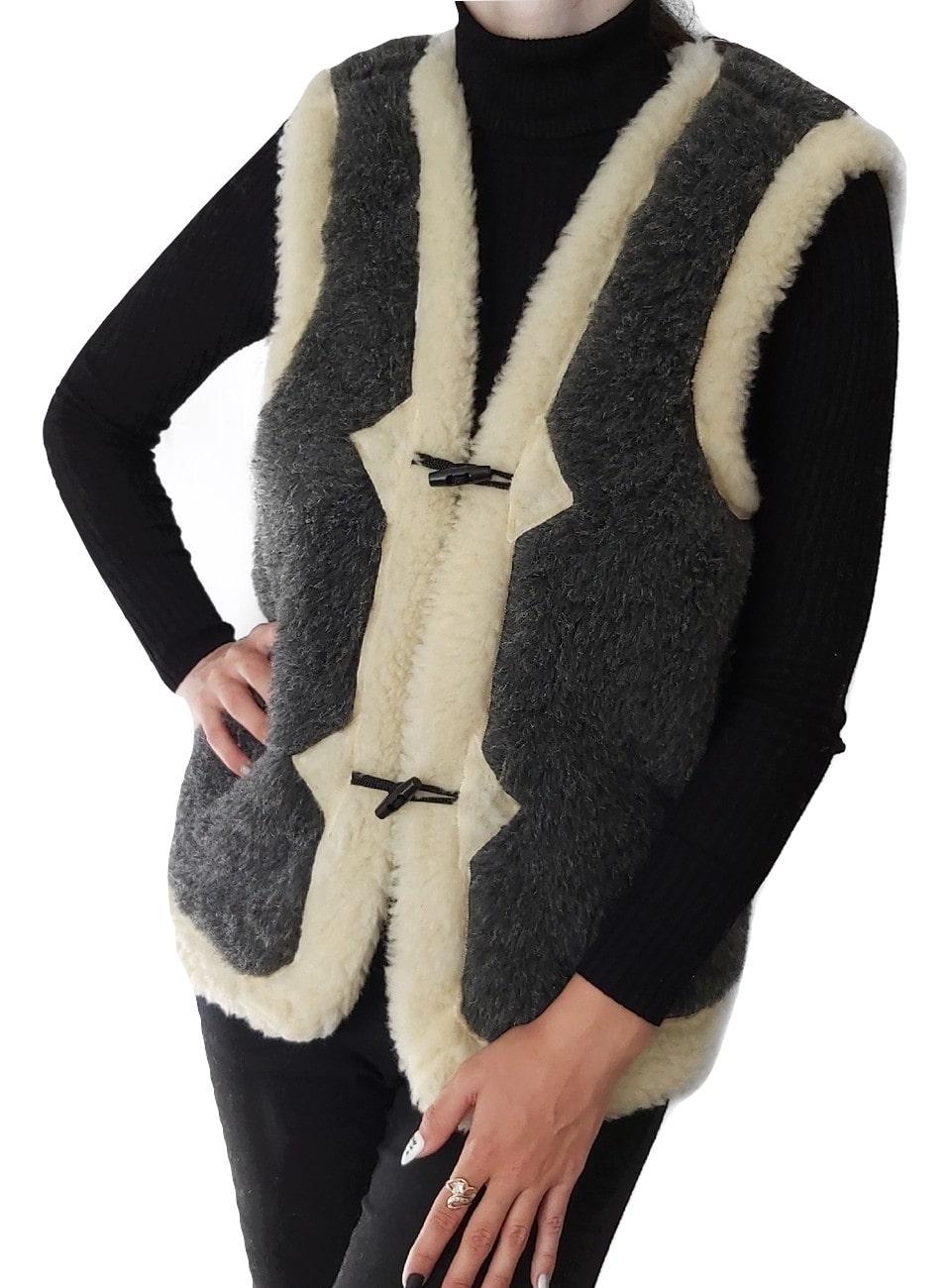 Жилетка из овчины эко-шерсть теплая р. 52 Серый (297) - фото 2