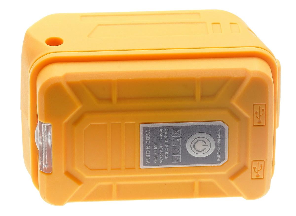 Адаптер переходник ЗУ USB 18В с фонариком для аккумулятора DW (шур996) Адаптер переходник ЗУ USB 18В с фонариком для аккумулятора DW (шур996)