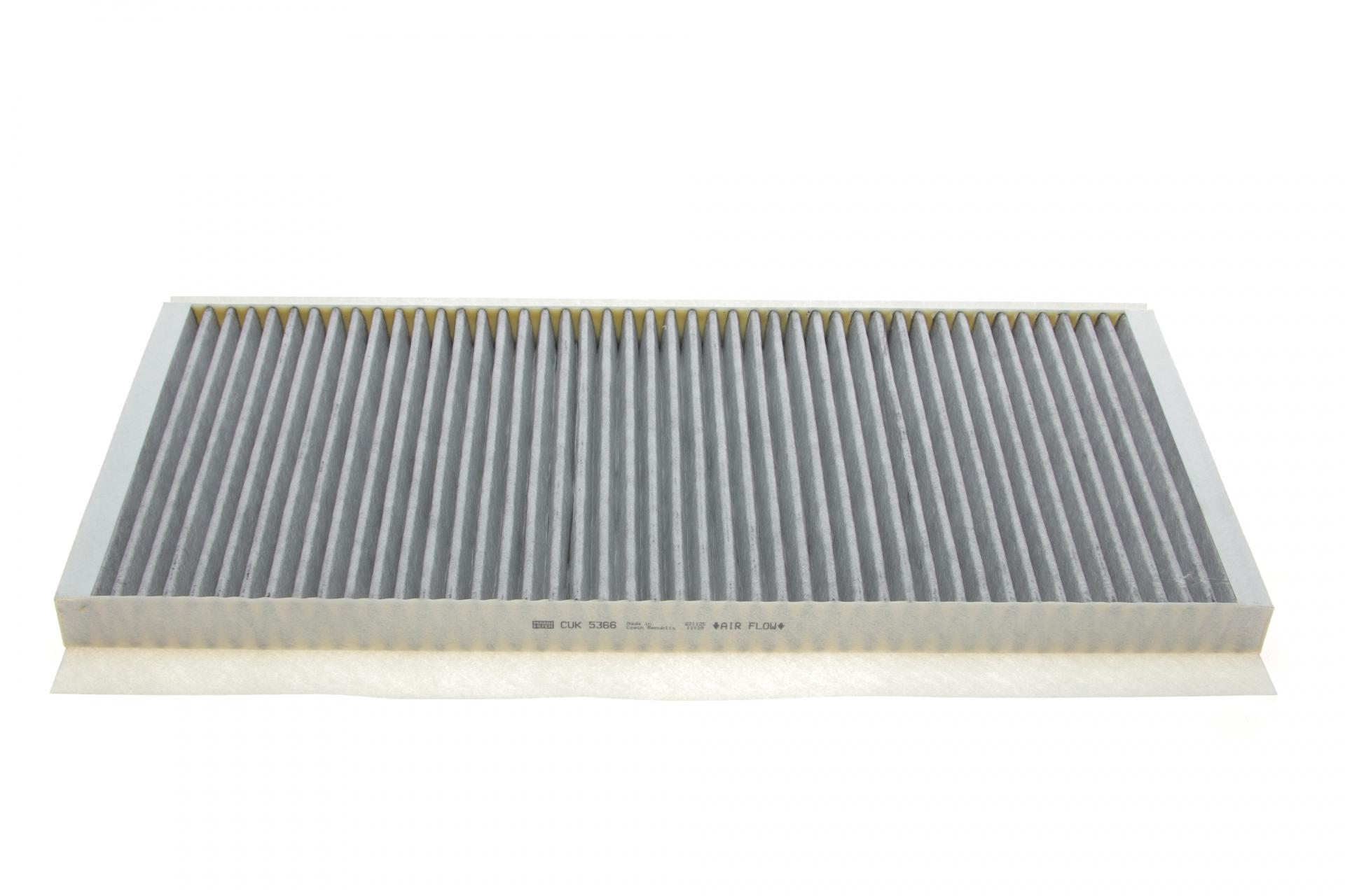 Фильтр салона Mann-Filter для BMW X5 E53 3,0D/Range Rover 4,2/4,4/3,0D 00- угольный (CUK 5366)
