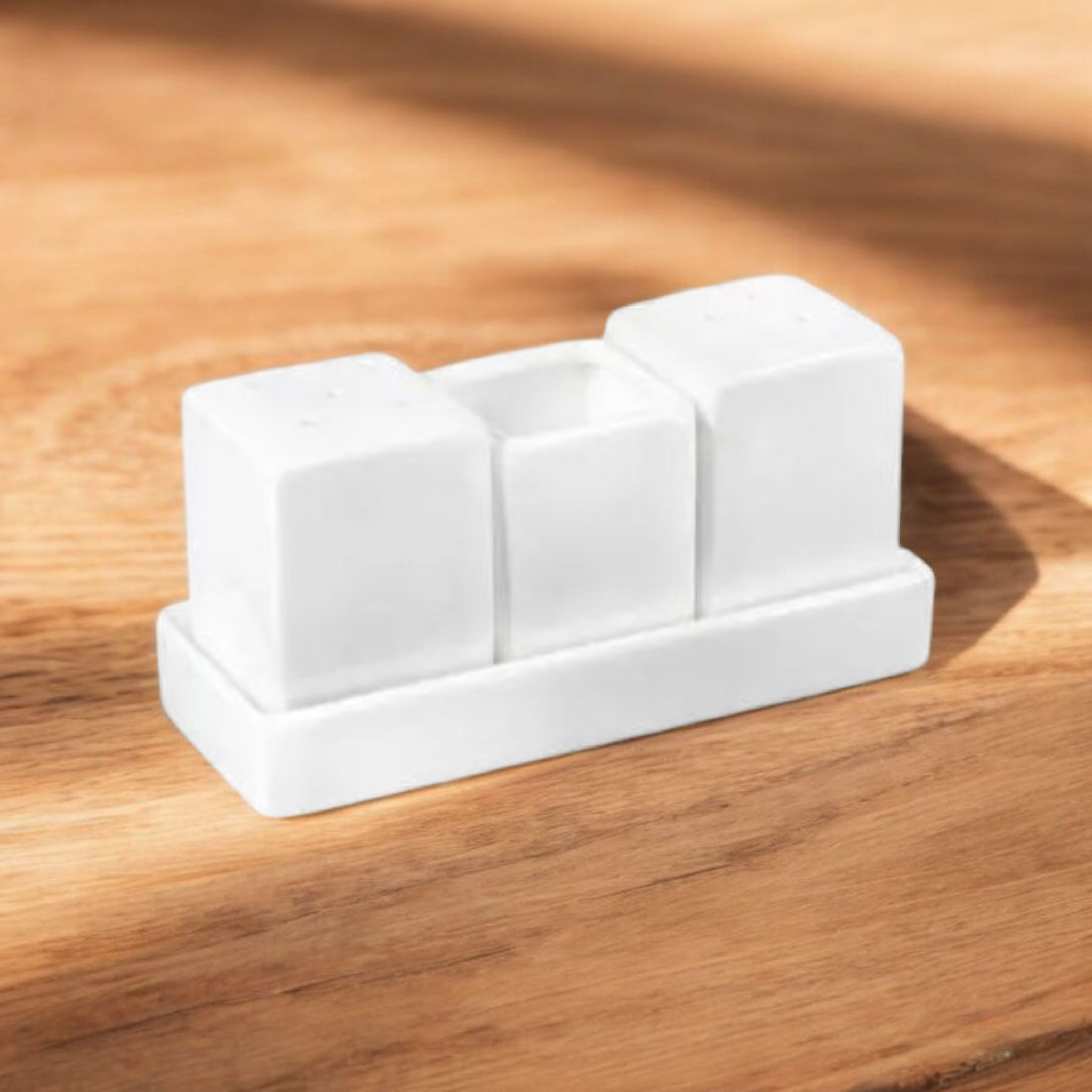 Набір для солі/перцю/зубочисток на підставці Wilmax порцеляновий 4 пр. (996118) - фото 4