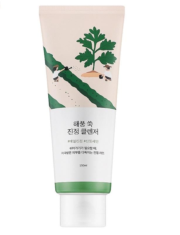 Пенка очищающая с морской полынью ROUND LAB Mugwort Calming Cleanser 150 мл