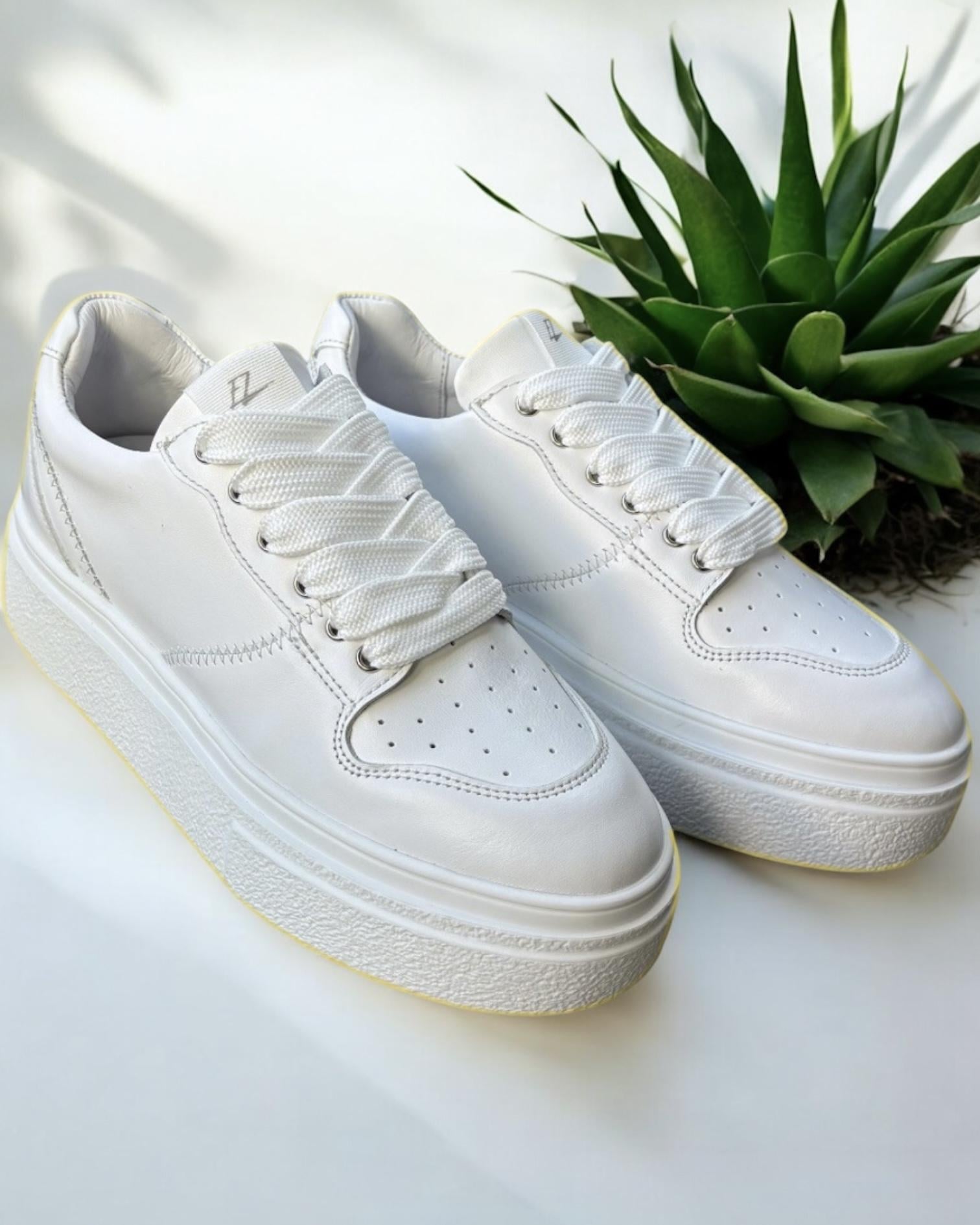 Кроссовки женские MARANDI из натуральной кожи р. 40 Белый (Z-Total-40- Белый) Кроссовки женские MARANDI из натуральной кожи р. 40 Белый (Z-Total-40- Белый)