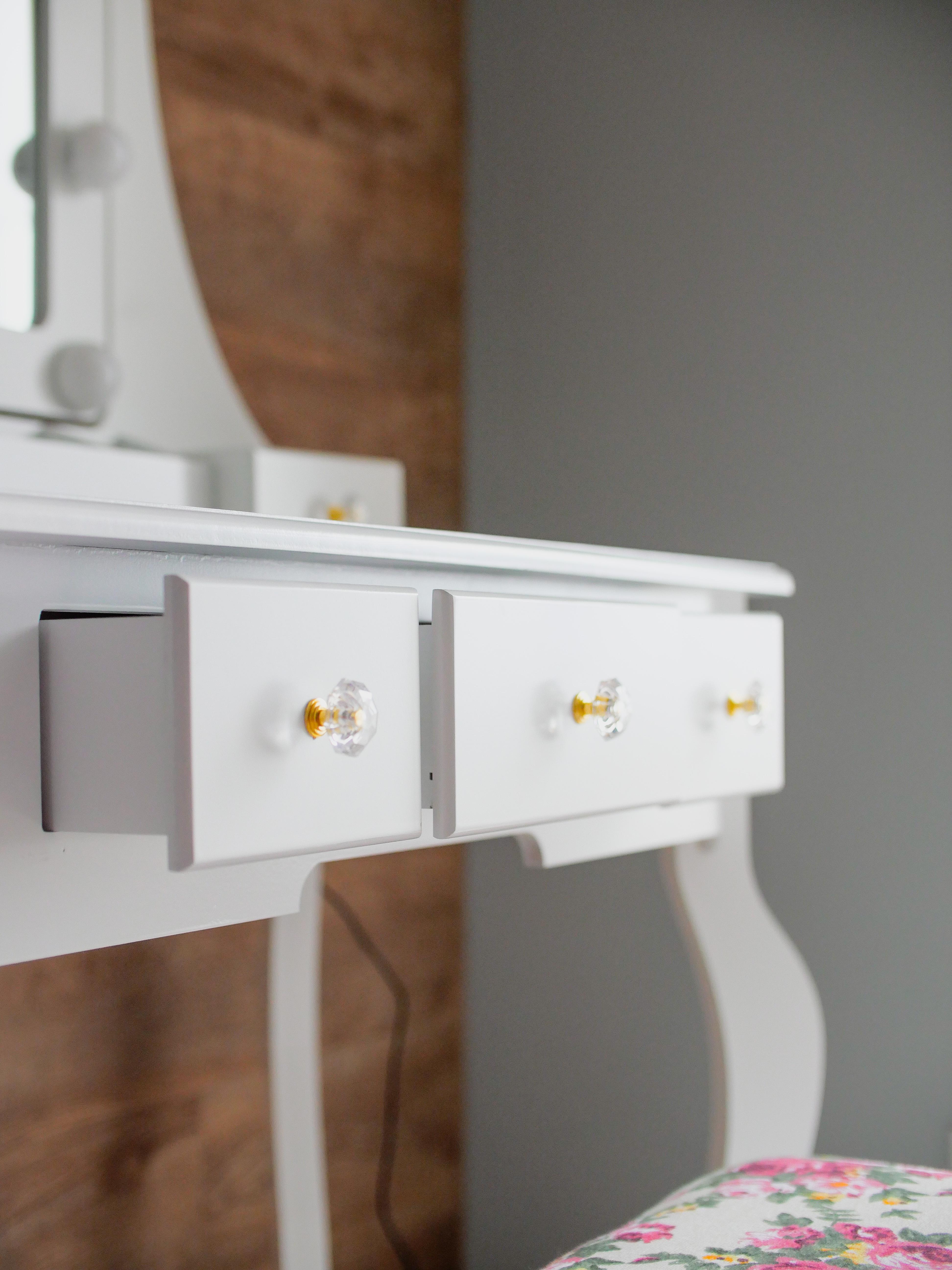 Туалетний столик з підсвіткою Bonro В-065L червона табуретка (20000035) - фото 17 Туалетний столик з підсвіткою Bonro В-065L червона табуретка (20000035) - фото 17