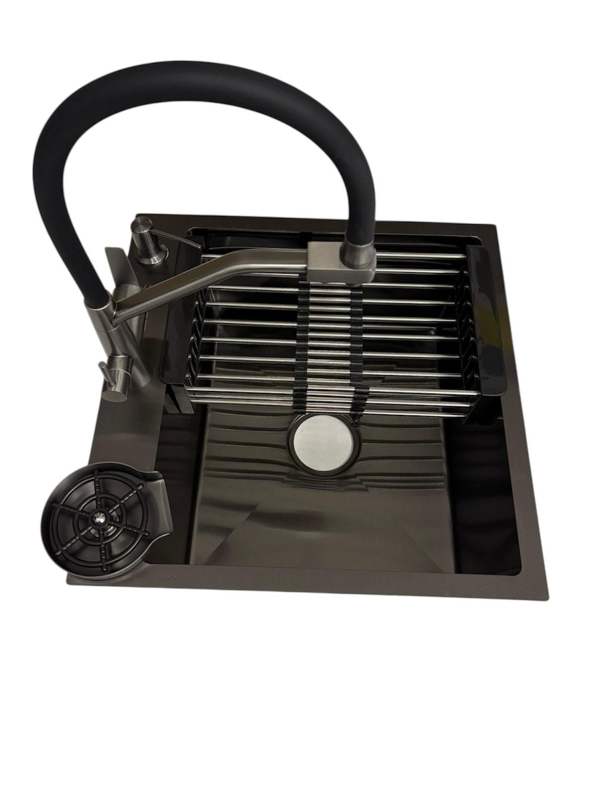 Мийка кухонна та змішувач Britc 5050 PVD з підключенням до водяного фільтра з нержавіючої сталі Мийка кухонна та змішувач Britc 5050 PVD з підключенням до водяного фільтра з нержавіючої сталі