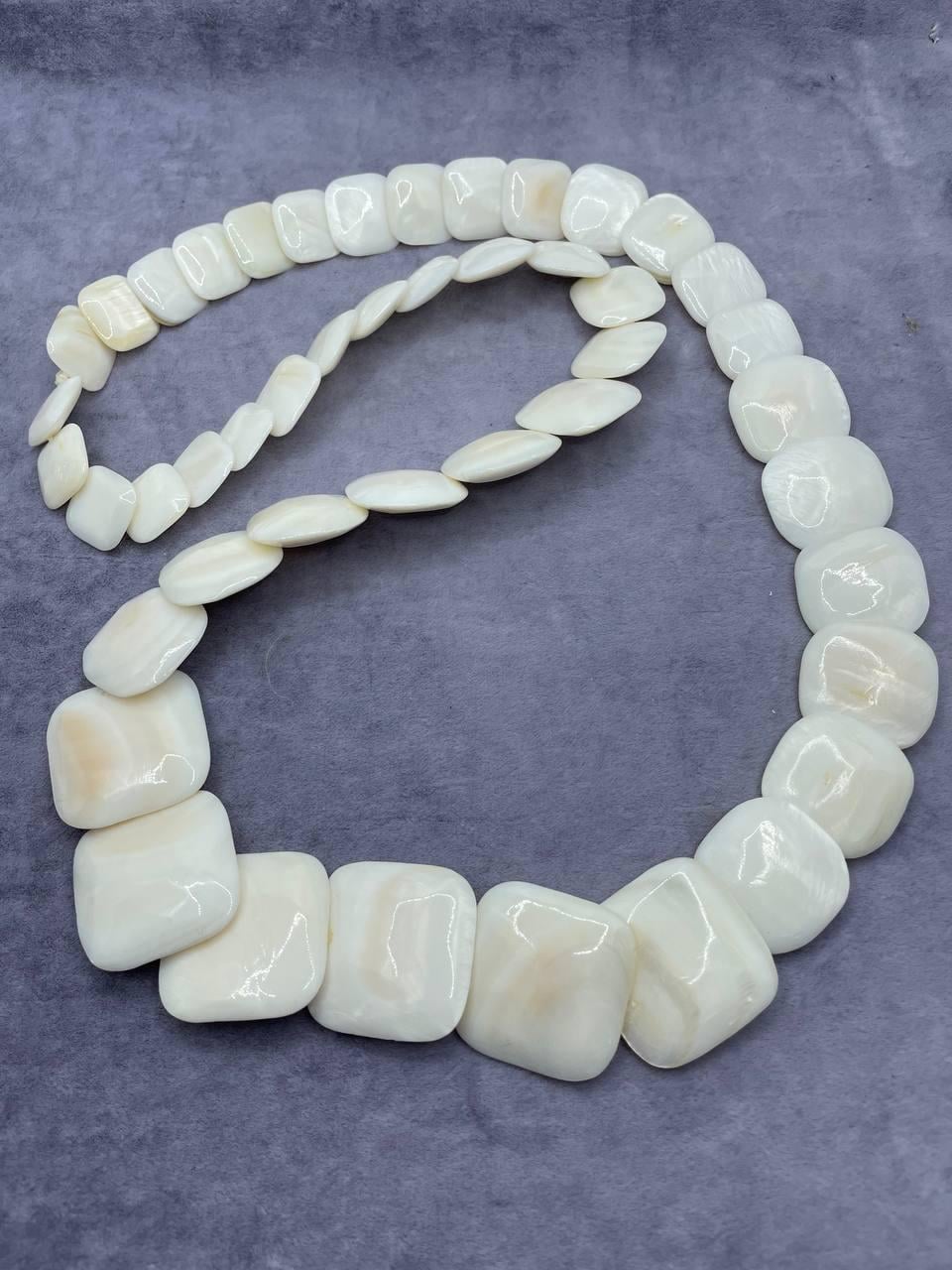 Бусы перламутр квадрат 80 см Белый (1327)