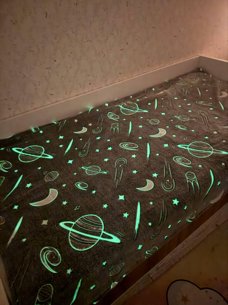 Плед детский светящийся ночью Космос 150х200 см Серый (П4К-am-pled-svet-005-2)