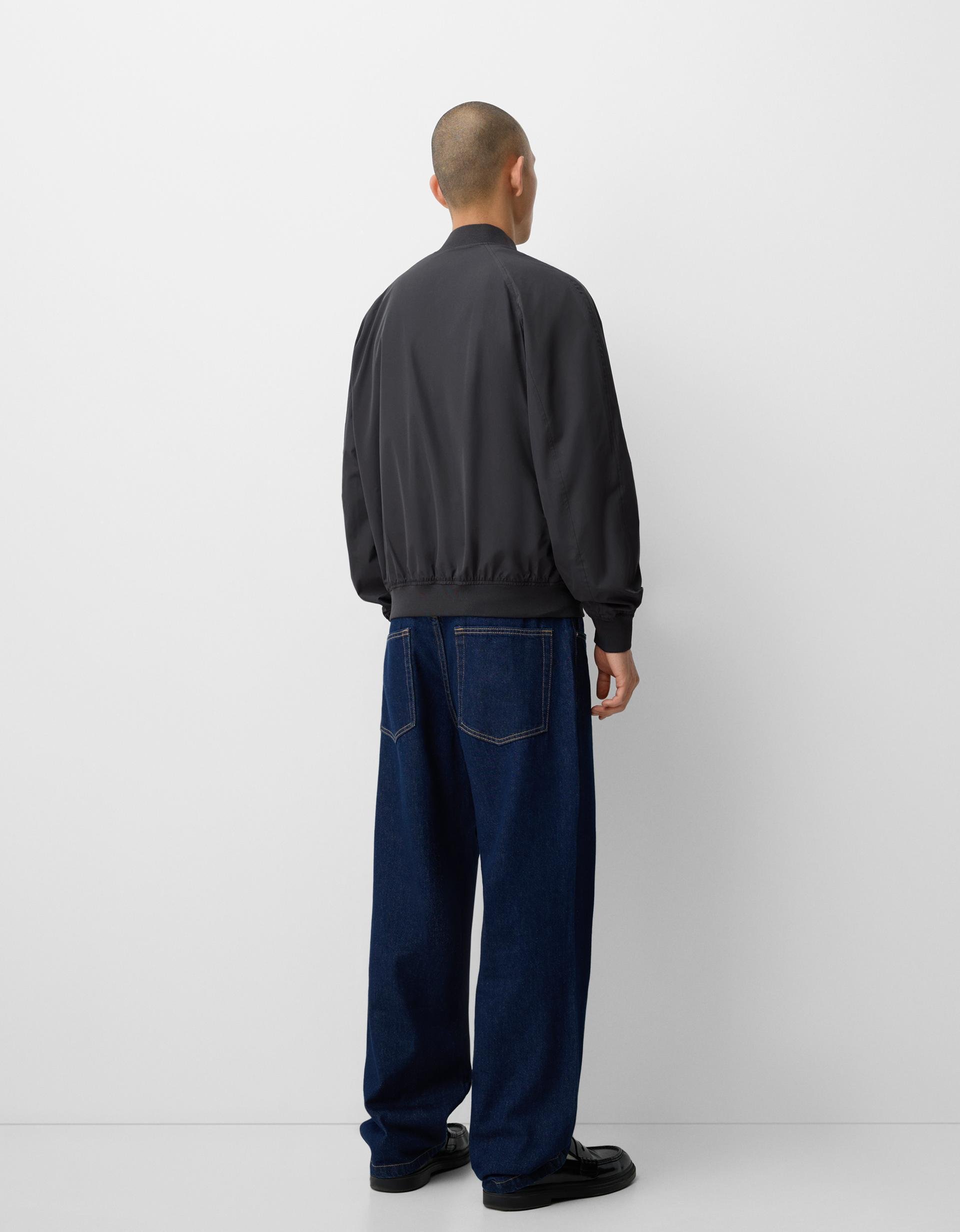 Куртка-бомбер мужская Bershka XS Темно-серый (6766200800) - фото 3 Куртка-бомбер мужская Bershka XS Темно-серый (6766200800) - фото 3