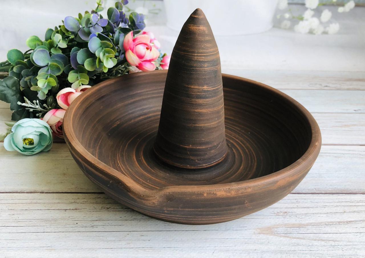 Блюдо из красной глины для запекания и подачи курицы Блюдо из красной глины для запекания и подачи курицы