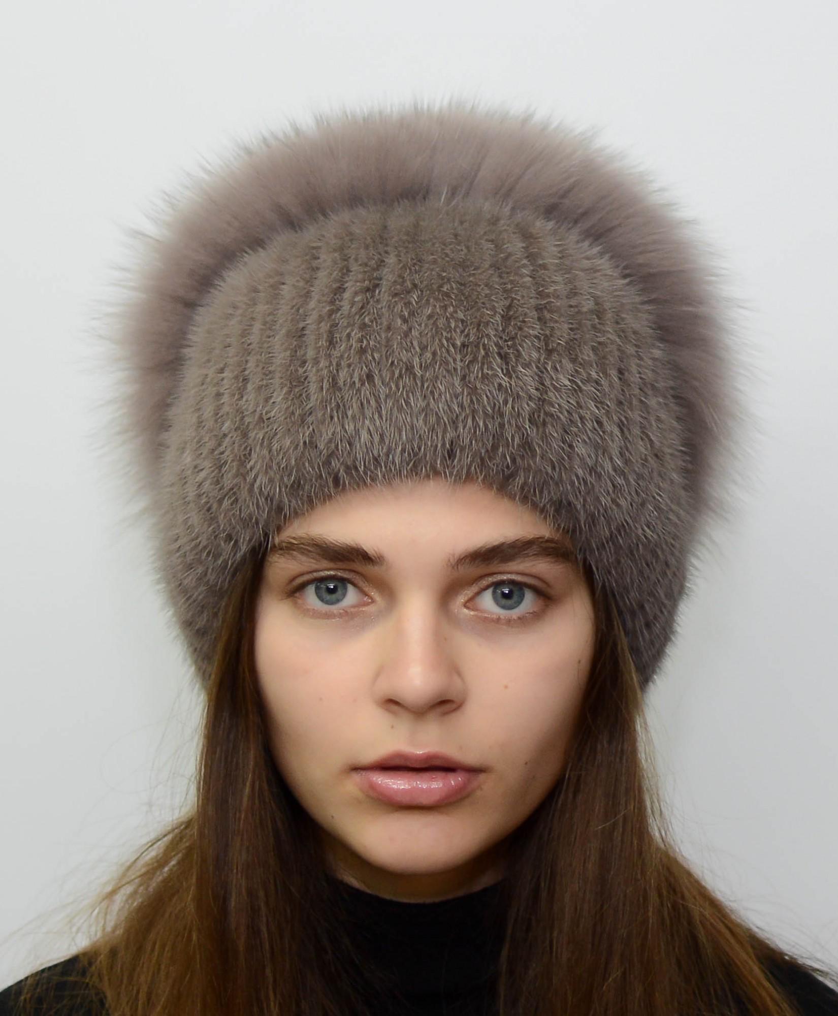 Шапка зимова з в'язаної норки з помпоном Меховой Стиль Бабка-розріз з натурального хутра M-L Капучино (117/1/F)
