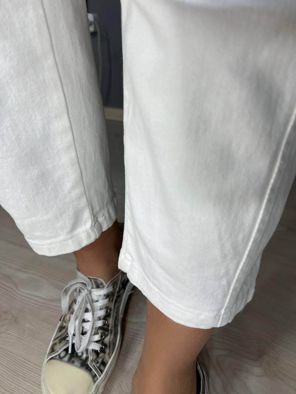 Джинси жіночі A-N 9962 MOM кюлоти укорочені резинка на таліі шнурок M Білий (3700) - фото 4