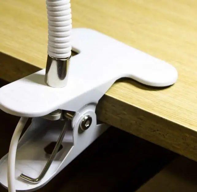 Лампа світлодіодна настільна 206 XSD 24 Led USB на прищіпці Білий - фото 2 Лампа світлодіодна настільна 206 XSD 24 Led USB на прищіпці Білий - фото 2