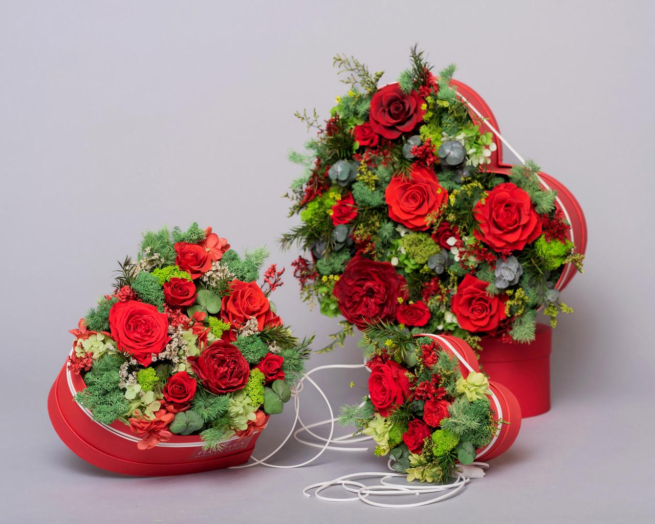 Букет у коробці-серці На вершині почуттів S 20х18х15 см - фото 4