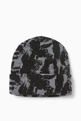 Шапка утеплена C&A для хлопчика на 8-12 років