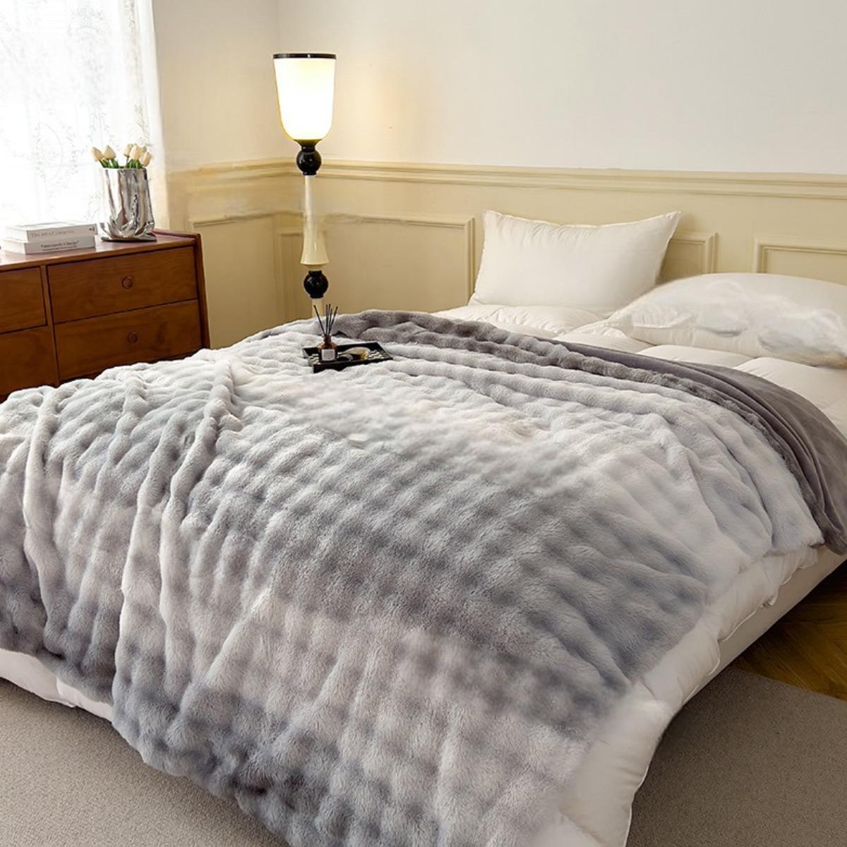 Плед Koloco Кролик евро 210х230 см Серый