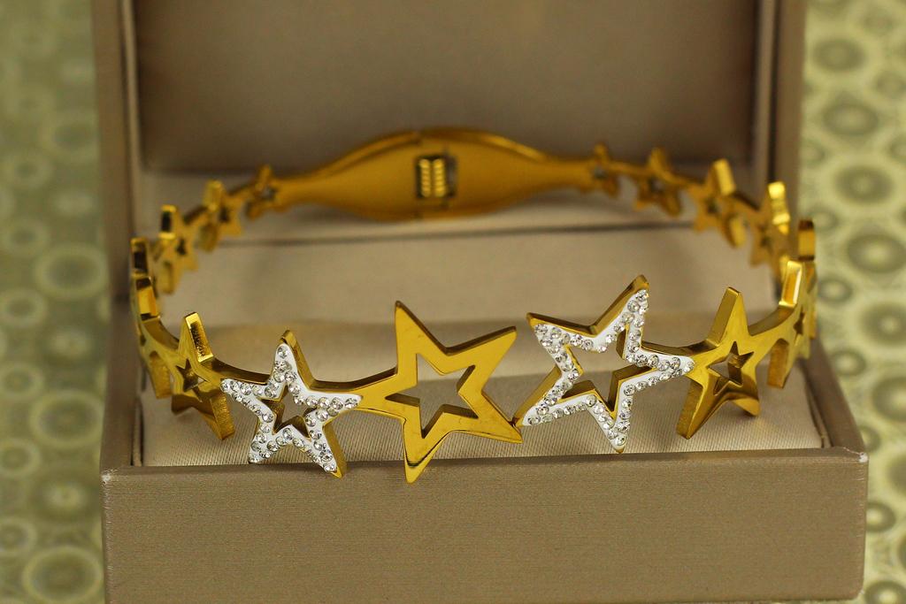 Браслет бенгл Xuping Jewelry жесткий Crystal Star 60 мм на руку от 17 до 19 см Лимонный