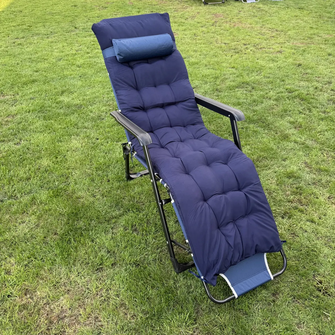 Шезлонг садовый тканевый с матрасом Garden Черно-синий - фото 4 Шезлонг садовый тканевый с матрасом Garden Черно-синий - фото 4