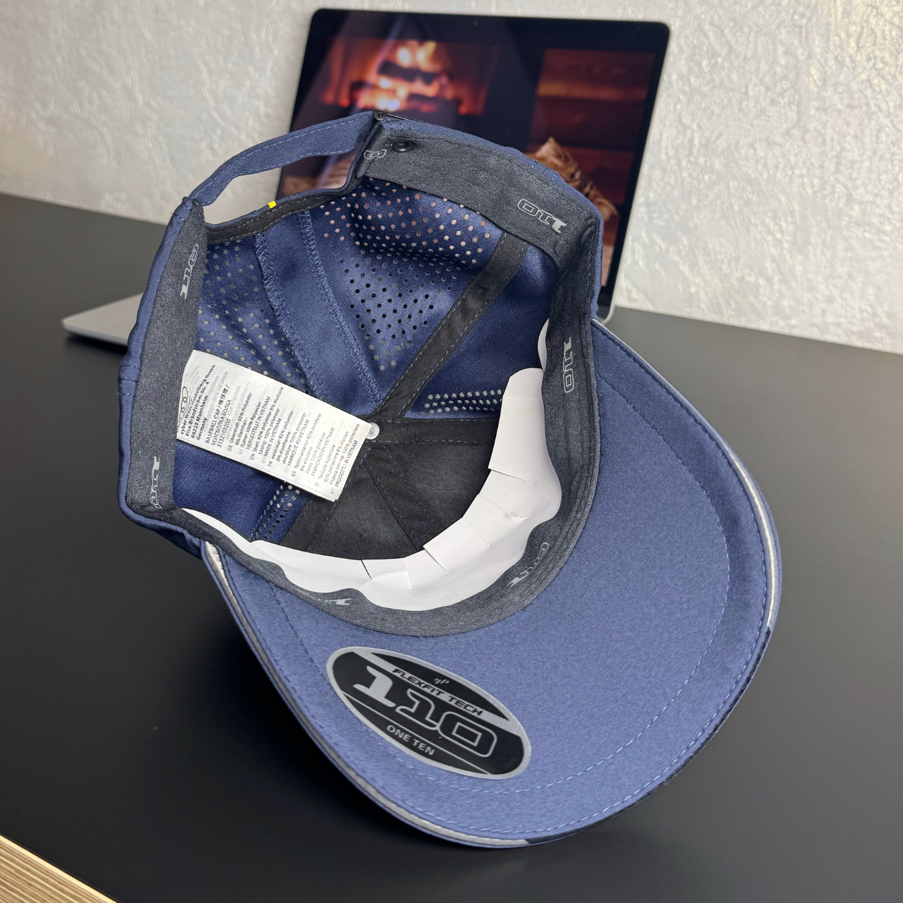 Бейсболка Audi Sport Cap Unisex Темно-синій (3132103200) - фото 4 Бейсболка Audi Sport Cap Unisex Темно-синій (3132103200) - фото 4