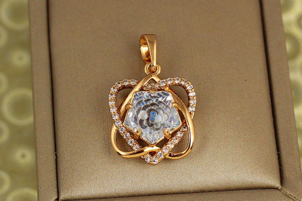 Кулон Xuping Jewelry Полная ружа 2 см Золотистый (31323181)
