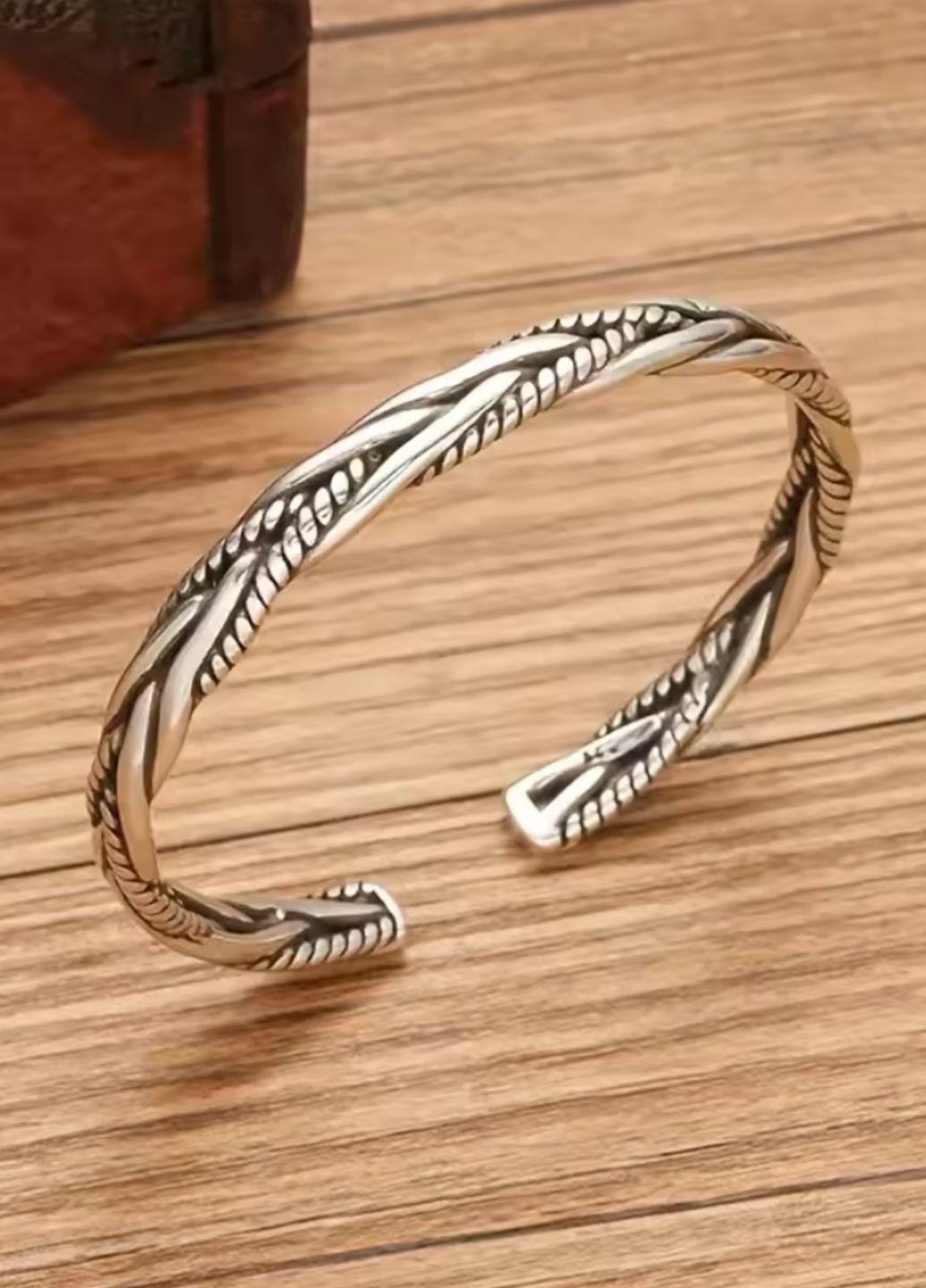 Браслет-манжет винтажный жесткий унисекс Fashion Jewelry Серебристый (17821)