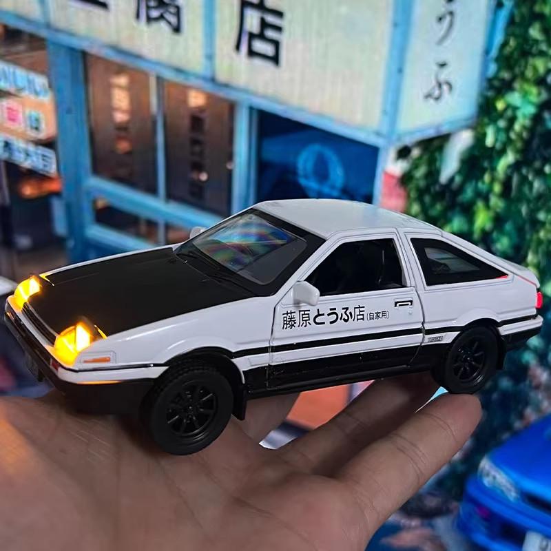 Модель автомобиля TOYOTA Corolla AE86 Sprinter металлическая на батарейках 1:32 (1282) - фото 10