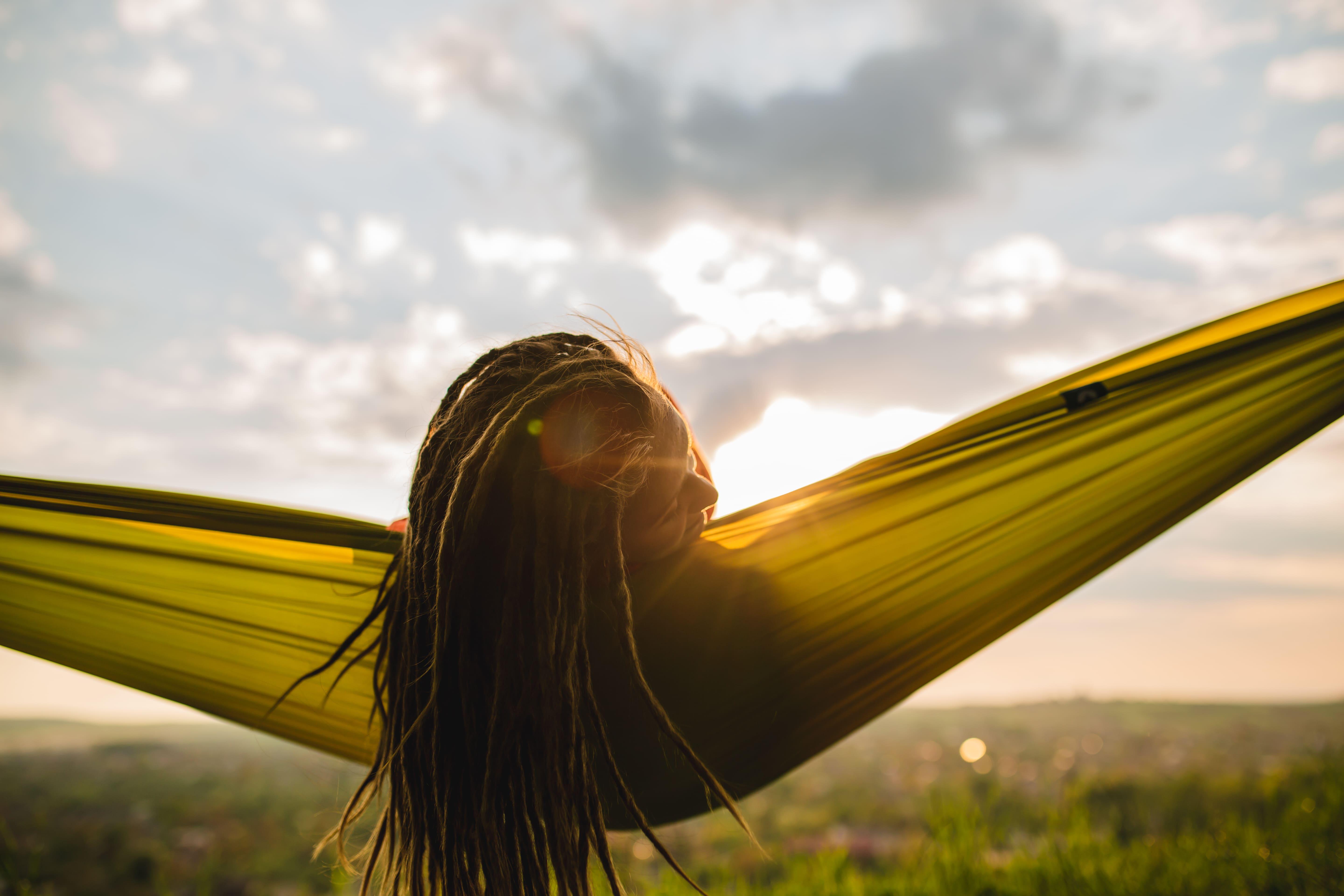 Гамак подвесной двухместный/туристический Eco на 180 кг с чехлом и креплениями 300х145 Оливковый - фото 2 Гамак подвесной двухместный/туристический Eco на 180 кг с чехлом и креплениями 300х145 Оливковый - фото 2