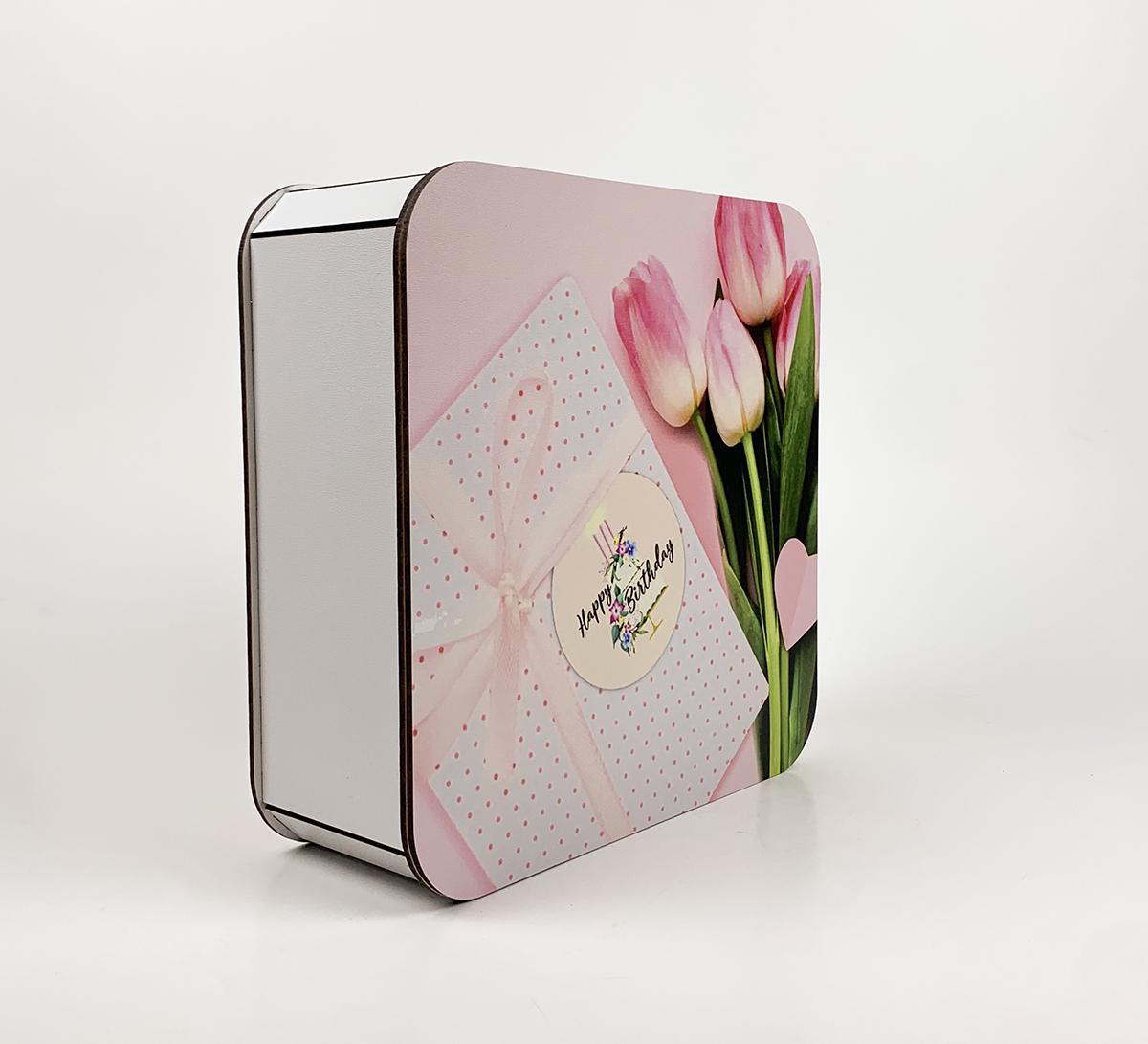 Коробка квадратна "Happy dirthday" Тюльпани Білий (5978)