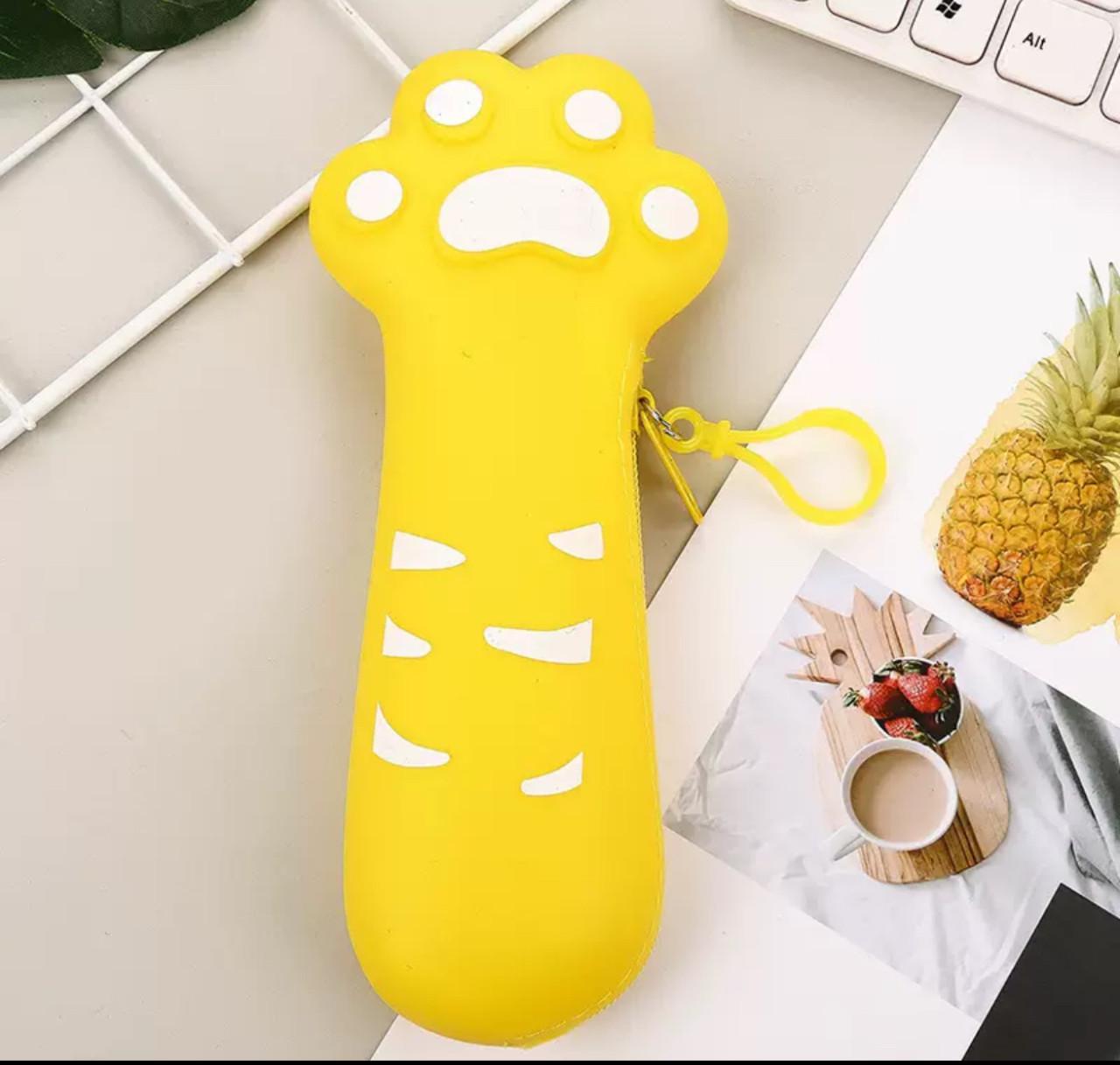 Пенал Лапка силіконовий Жовтий (2518106028)
