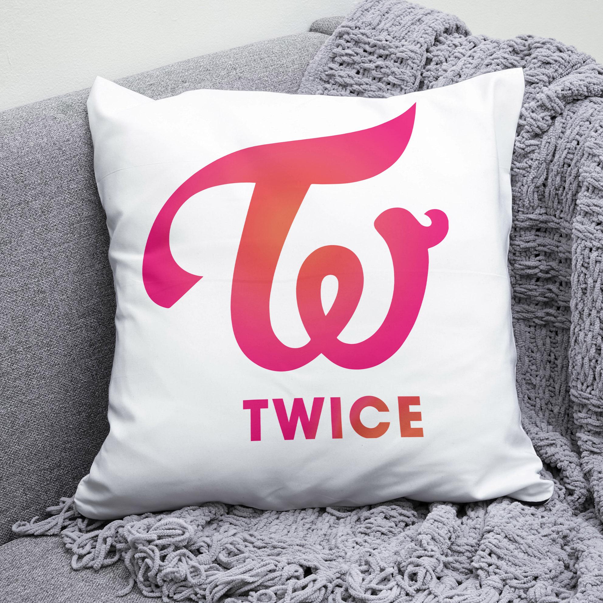 Плюшевая подушка квадрат с принтом K-Pop Twice