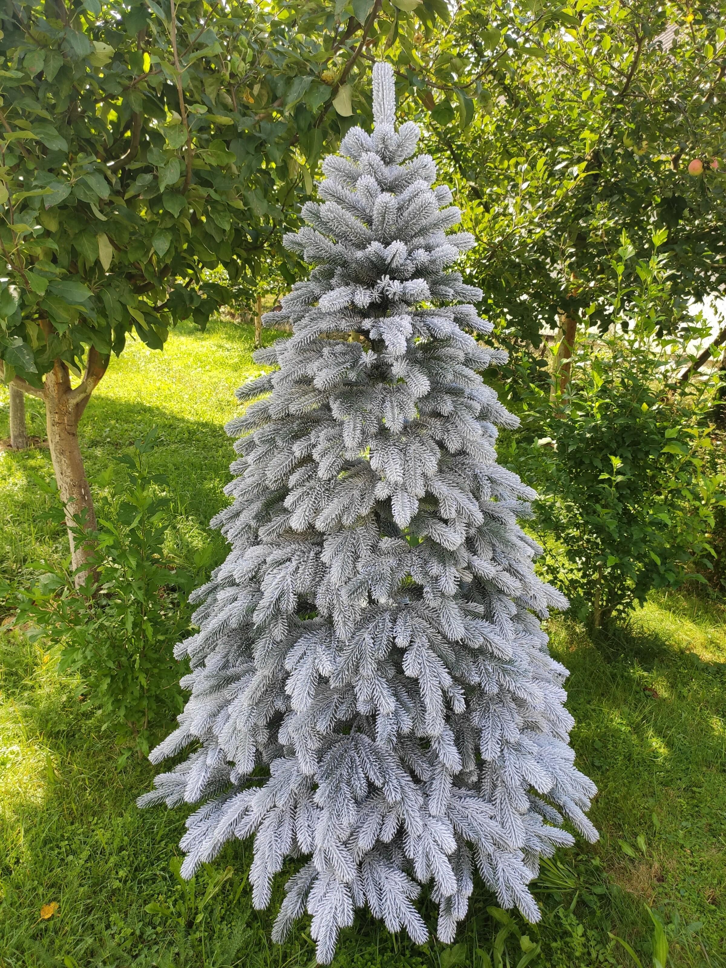 Ялинка лита елітна засніжена Хатинка з металевою розбірною підставкою 1,80 м Білий (Засн.Е-180) - фото 3 Ялинка лита елітна засніжена Хатинка з металевою розбірною підставкою 1,80 м Білий (Засн.Е-180) - фото 3