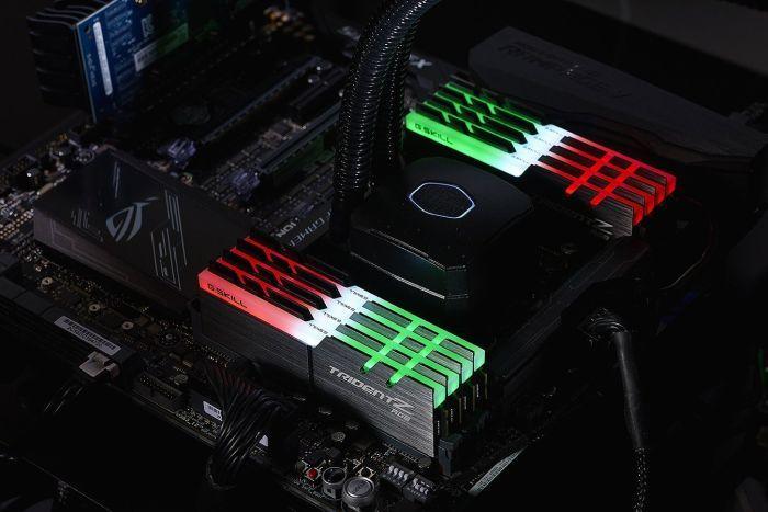Оперативна пам'ять для ПК G.Skill 32 GB 2x16 GB DDR4 3600 MHz Trident Z RGB (F4-3600C16D-32GTZRC) - фото 4 Оперативна пам'ять для ПК G.Skill 32 GB 2x16 GB DDR4 3600 MHz Trident Z RGB (F4-3600C16D-32GTZRC) - фото 4
