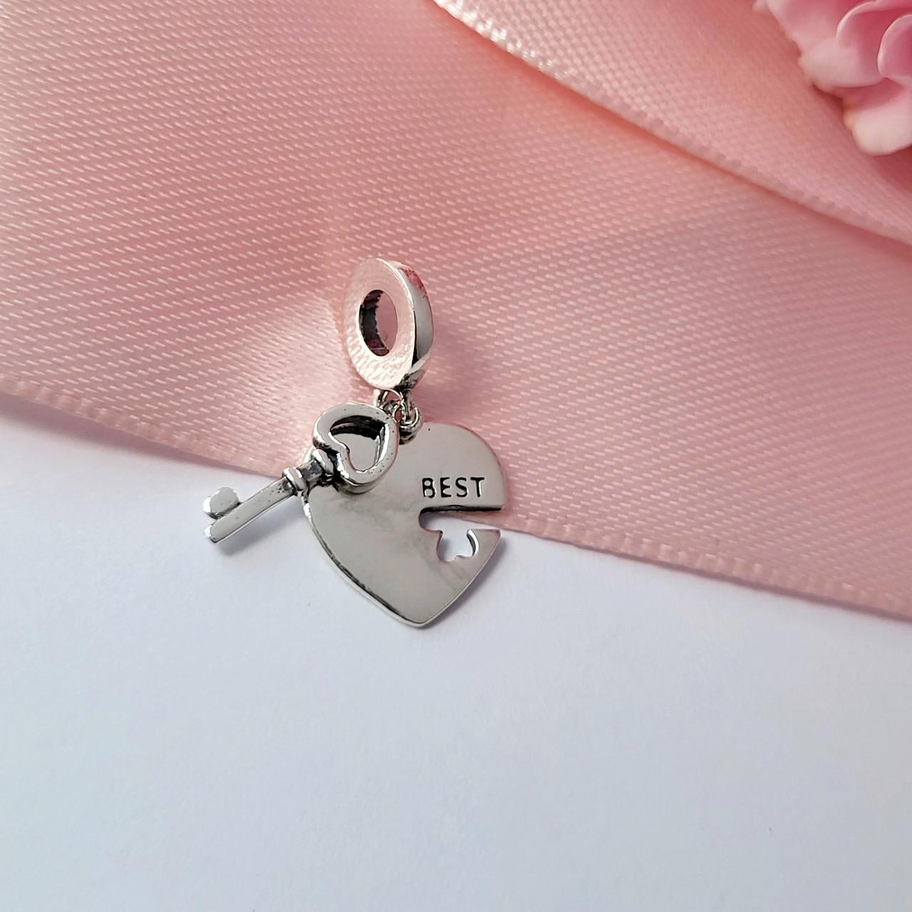 Шарм підвіска Серце з ключем срібло 925 проба 2,70 г (887ч)