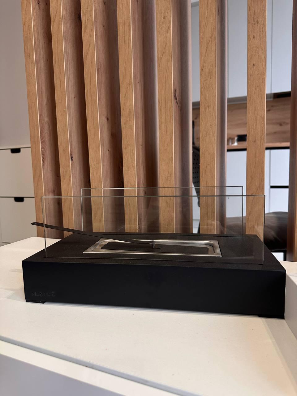 Биокамин ECOTEPLO с премиальным ароматом и биотопливом Черный