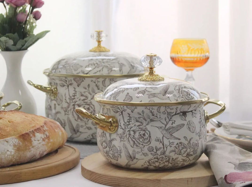 Каструля емальована BIRD Elmani з кришкою 2,1 л 16 см (763-041) - фото 4 Каструля емальована BIRD Elmani з кришкою 2,1 л 16 см (763-041) - фото 4