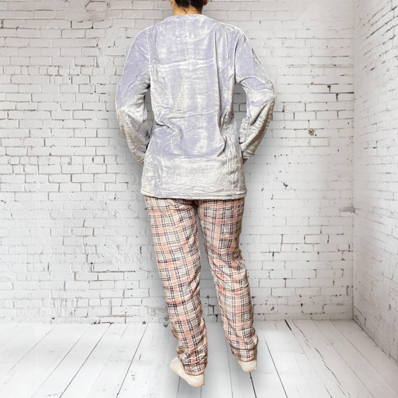 Пижама женская плюшевая с бантиками теплая брюки и кофта M (X12592) - фото 2 Пижама женская плюшевая с бантиками теплая брюки и кофта M (X12592) - фото 2