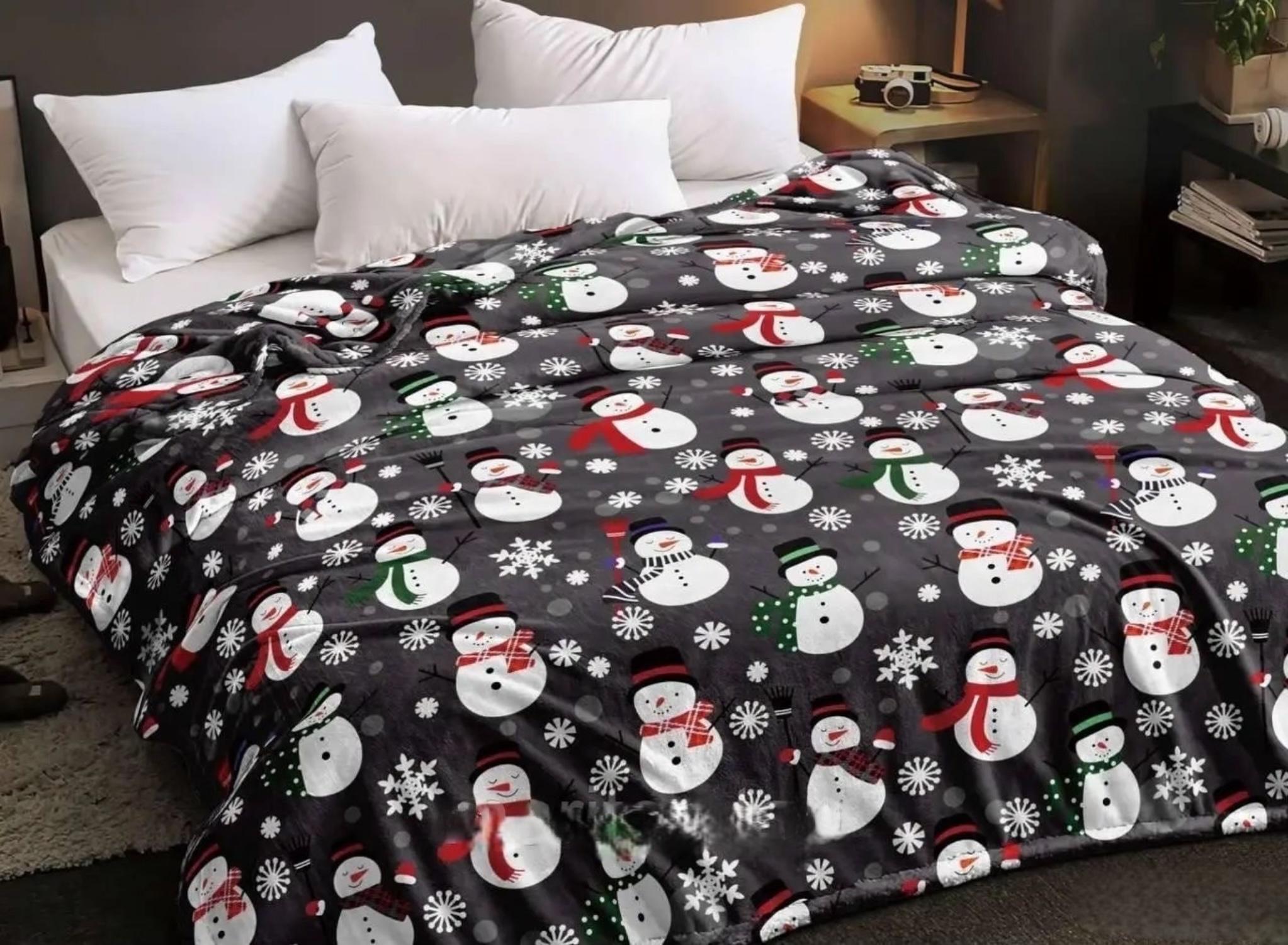 Плед зі сніговиками теплий новорічний 200х215 см Графітовий (2342409560) - фото 6 Плед зі сніговиками теплий новорічний 200х215 см Графітовий (2342409560) - фото 6