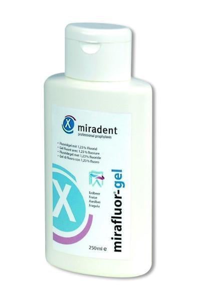 Гель фторидний Miradent Mirafluor gel Полуниця 250 мл (333)