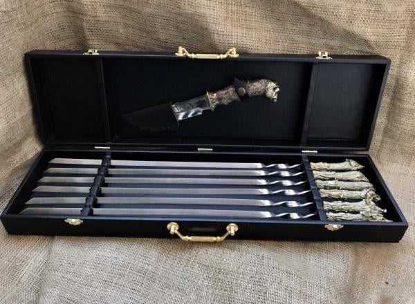 Набір шампурів лиття ручної роботи Мисливський у подарунковому кейсі