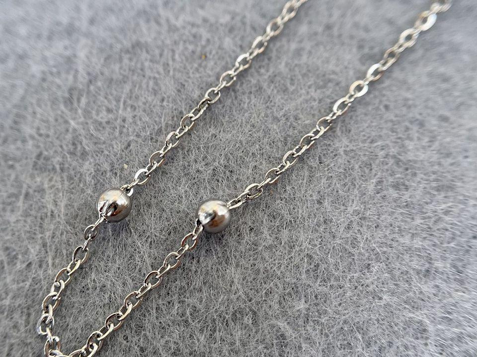 Цепь с фиксированными бусинами Цепь с фиксированными бусинами