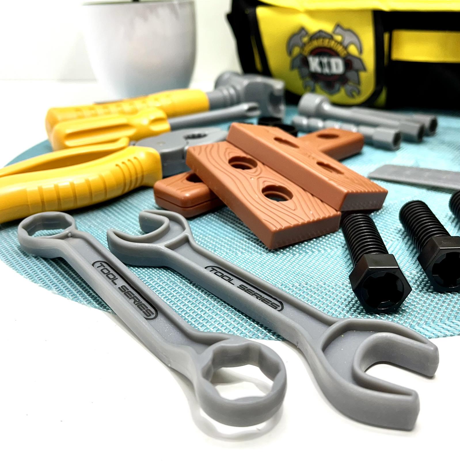 Набір інструментів дитячий шуруповерт/молоток/гайки/викрутка у валізці Жовтий (T013) - фото 4 Набір інструментів дитячий шуруповерт/молоток/гайки/викрутка у валізці Жовтий (T013) - фото 4