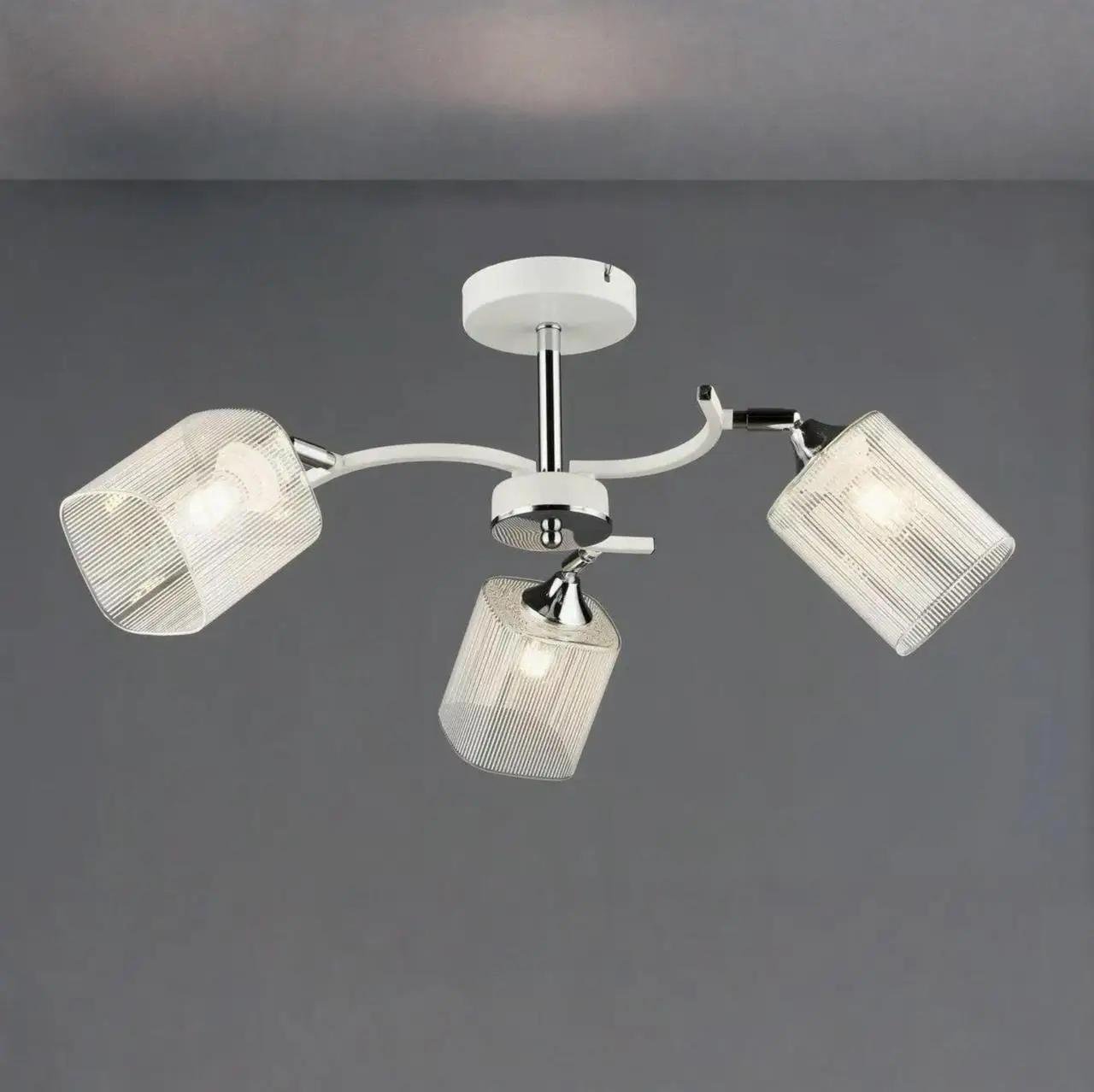 Люстра стельова Valeso N6605/3 на три скляних плафона під лампу Е27 IP20 Білий/Хром (00000139797)