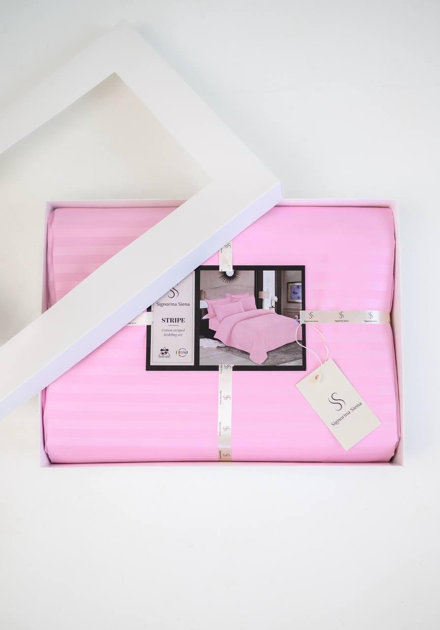 Комплект постільної білизни Signorina Siena зі страйп-сатину сімейний 50х70 см/70х70 см Рожевий (0019S) - фото 1 Комплект постільної білизни Signorina Siena зі страйп-сатину сімейний 50х70 см/70х70 см Рожевий (0019S) - фото 1