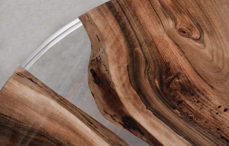 Стіл журнальний річка Мемфіс дизайнерський круглий з прозорої епоксидної смоли та масиву горіха 800х480 мм - фото 4 Стіл журнальний річка Мемфіс дизайнерський круглий з прозорої епоксидної смоли та масиву горіха 800х480 мм - фото 4