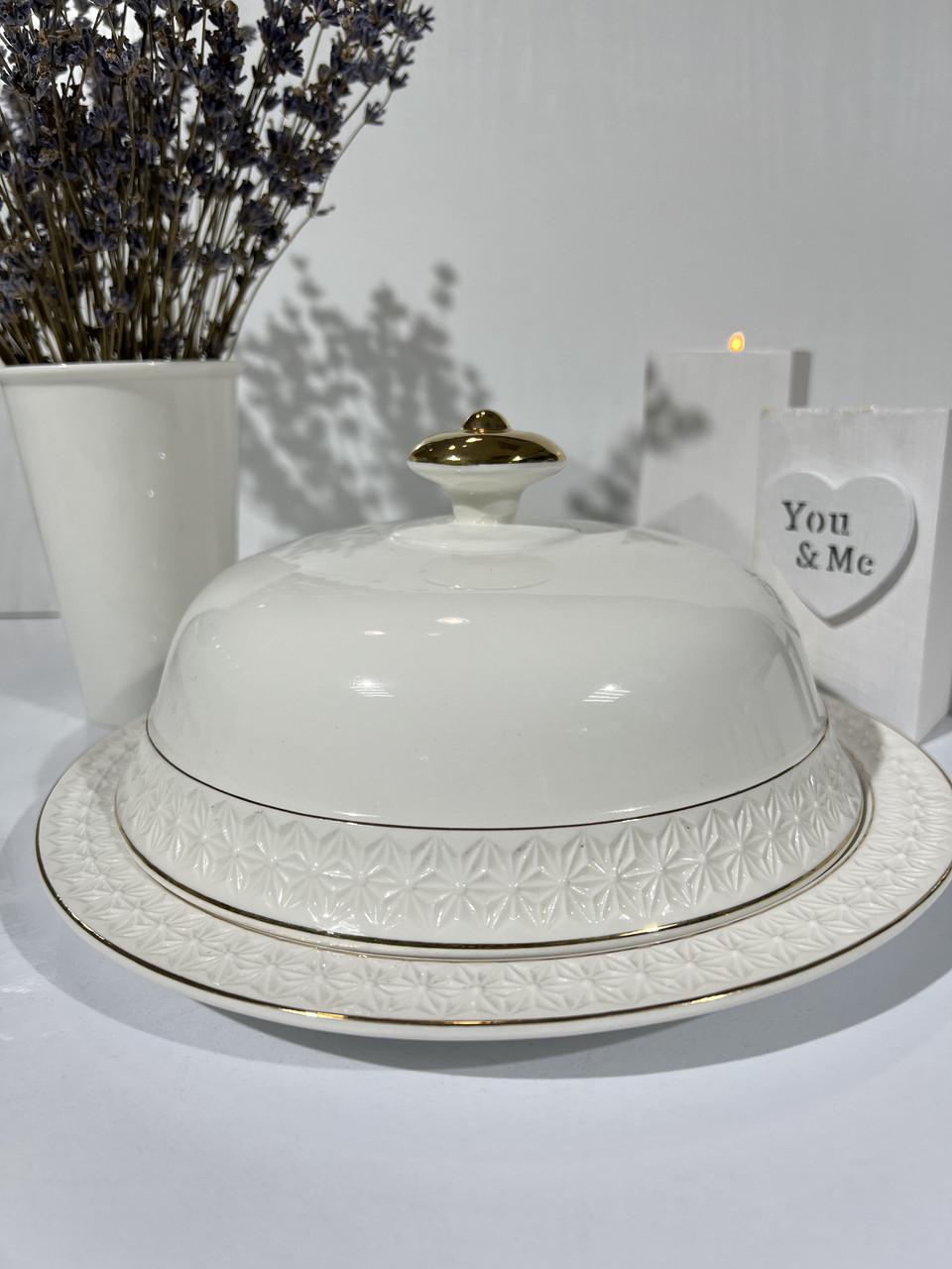 Блюдо порцелянове Interos Снігова королева для млинців з кришкою 25,4 см Білий (609726-А)