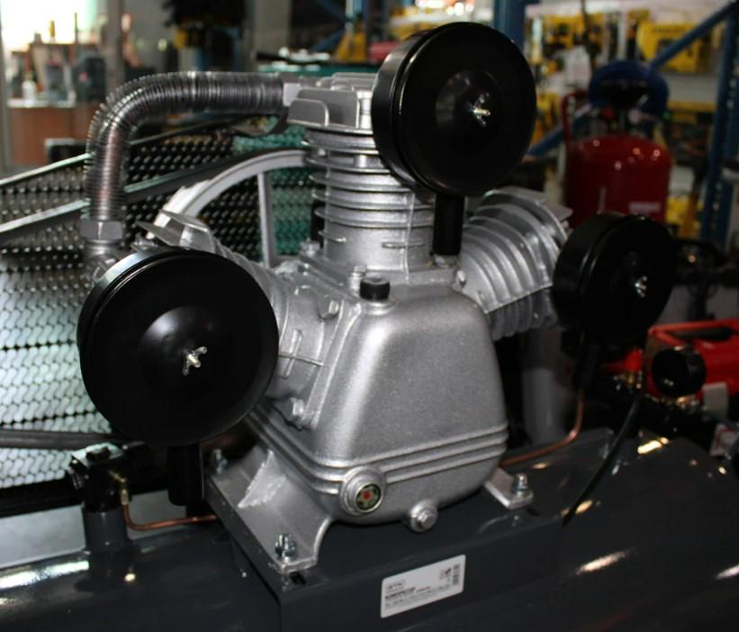 Компрессор поршневой воздушный GTM KC3090-220L 220 л (44003) - фото 2 Компрессор поршневой воздушный GTM KC3090-220L 220 л (44003) - фото 2