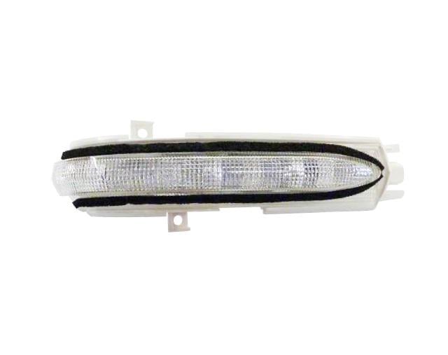 Указатель поворота AVTM Honda Accord VII 2003-2008 правый в зеркале (183007M32)